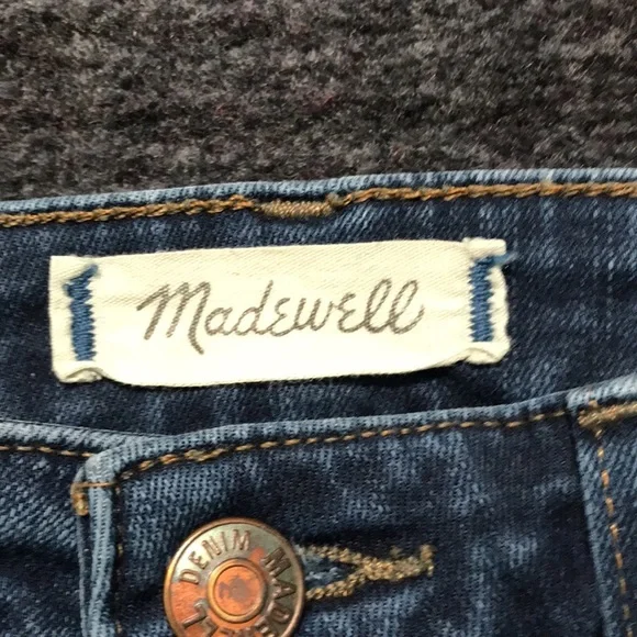 Madewell Curvy High Rise Skinny Jeans - Picture 5 of 5